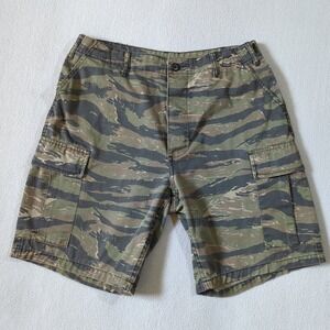 Rothco BDU Cargo Shorts Mens Medium Regular Tiger Stripe Camo Button Fly RN37572